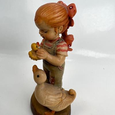 Anri Italian Wood Carving  Collectible figurine "Watchful Eye"