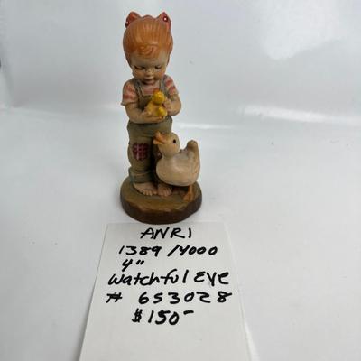 Anri Italian Wood Carving  Collectible figurine "Watchful Eye"