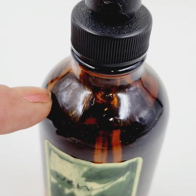 LIKE NEW WEN 4 FL OZ TEA TREE OIL