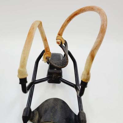 HIGH VELOCITY FOLDING SLING SHOT