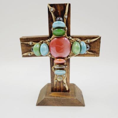 BEAUTIFULLY DESIGNED WOODEN TABLE TOP CROSS