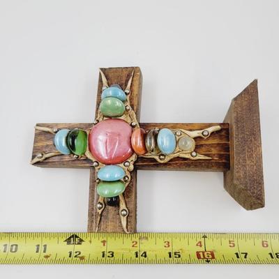 BEAUTIFULLY DESIGNED WOODEN TABLE TOP CROSS