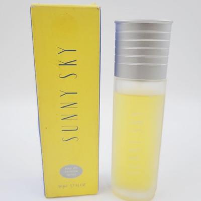 MOSTLY FULL SUNNY SKY PERFUME