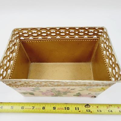 CUTE FLORAL METAL BASKET