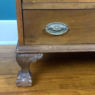 8015 Vintage Mahogany Slant Front Desk