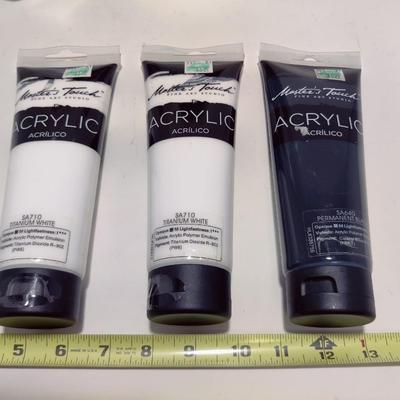 ACRYLIC PAINT AND MORE SUPPLIES LOT