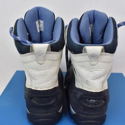Colombia Women's Snow Boots, New Old Stock, Some Splitting Near Toe