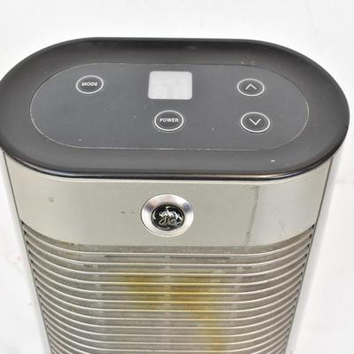 Small GE Space Heater, Some Discoloration. Used, Works