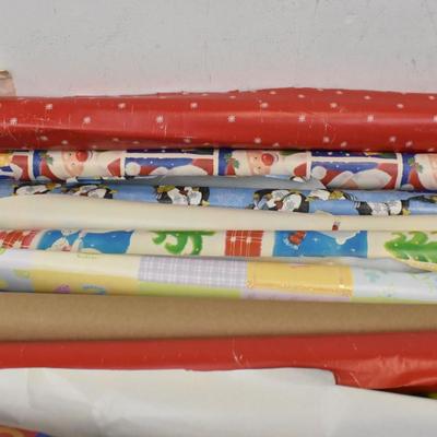 Large Lot of Various Wrapping Paper Tubes. Mostly Christmas. Various Conditions