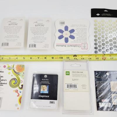 SCRAPBOOK BUNDLE - BUTTONS & SUCH