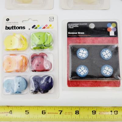 SCRAPBOOK BUNDLE - BUTTONS & SUCH