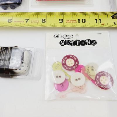 SCRAPBOOK BUNDLE - BUTTONS & SUCH