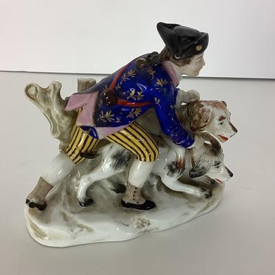 8037 Antique Porcelain CHELSEA Figurine with 2 Dogs