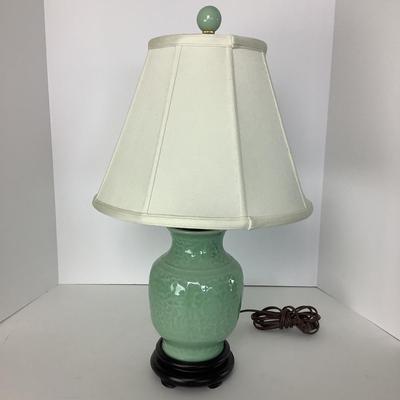 8040 Celadon Pottery Vase Decorative Lamp