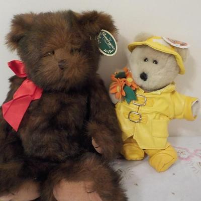 Bearington Bear's Collector and starbucks Bearista.