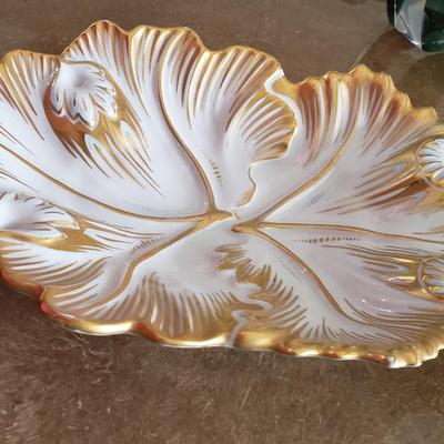 RPM white And gold dish