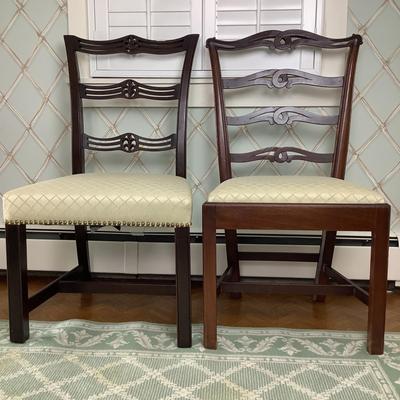 8047 Vintage Mahogany Dining Room Table and Two Chairs