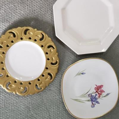 3 large platters, one is Ironstone