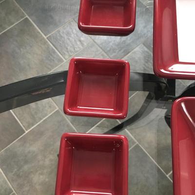 Pampered Chef asorted serving dishes.