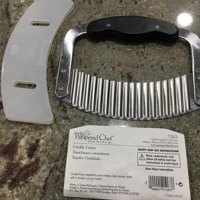 Pampered Chef Crinkle cutter