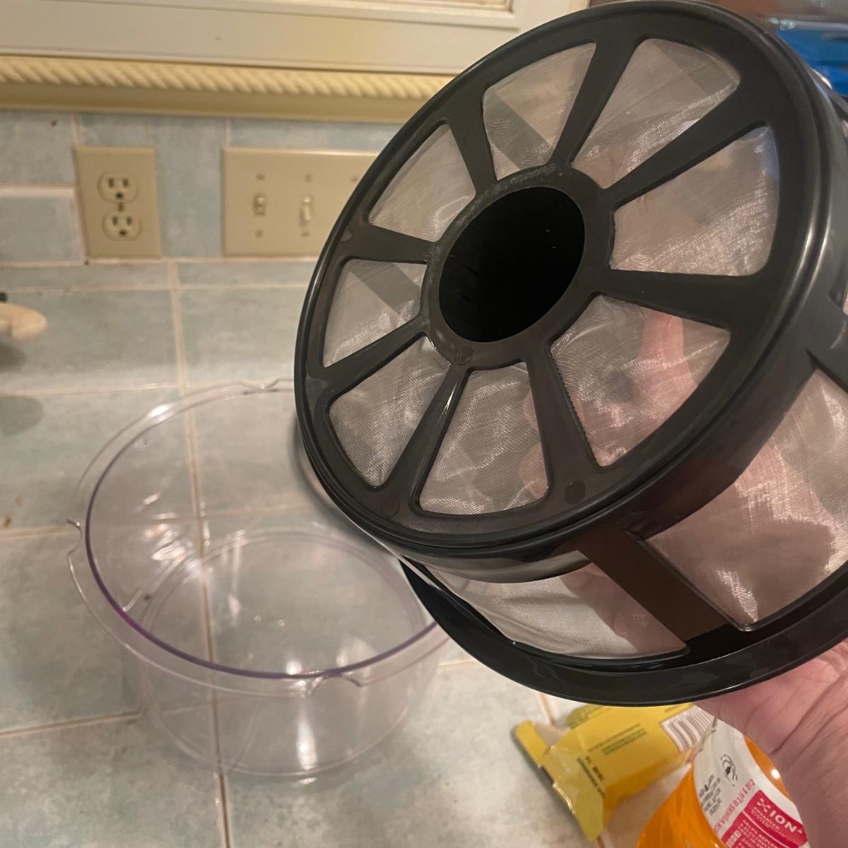 Oster Bread Maker, West Bend Yogurt Maker, & More (KRG)