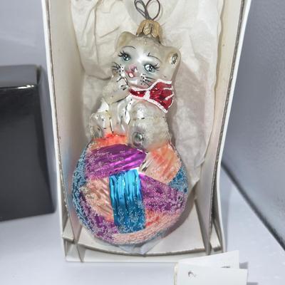 Christopher Radko 1997 Kitty Cares Glass Ornament