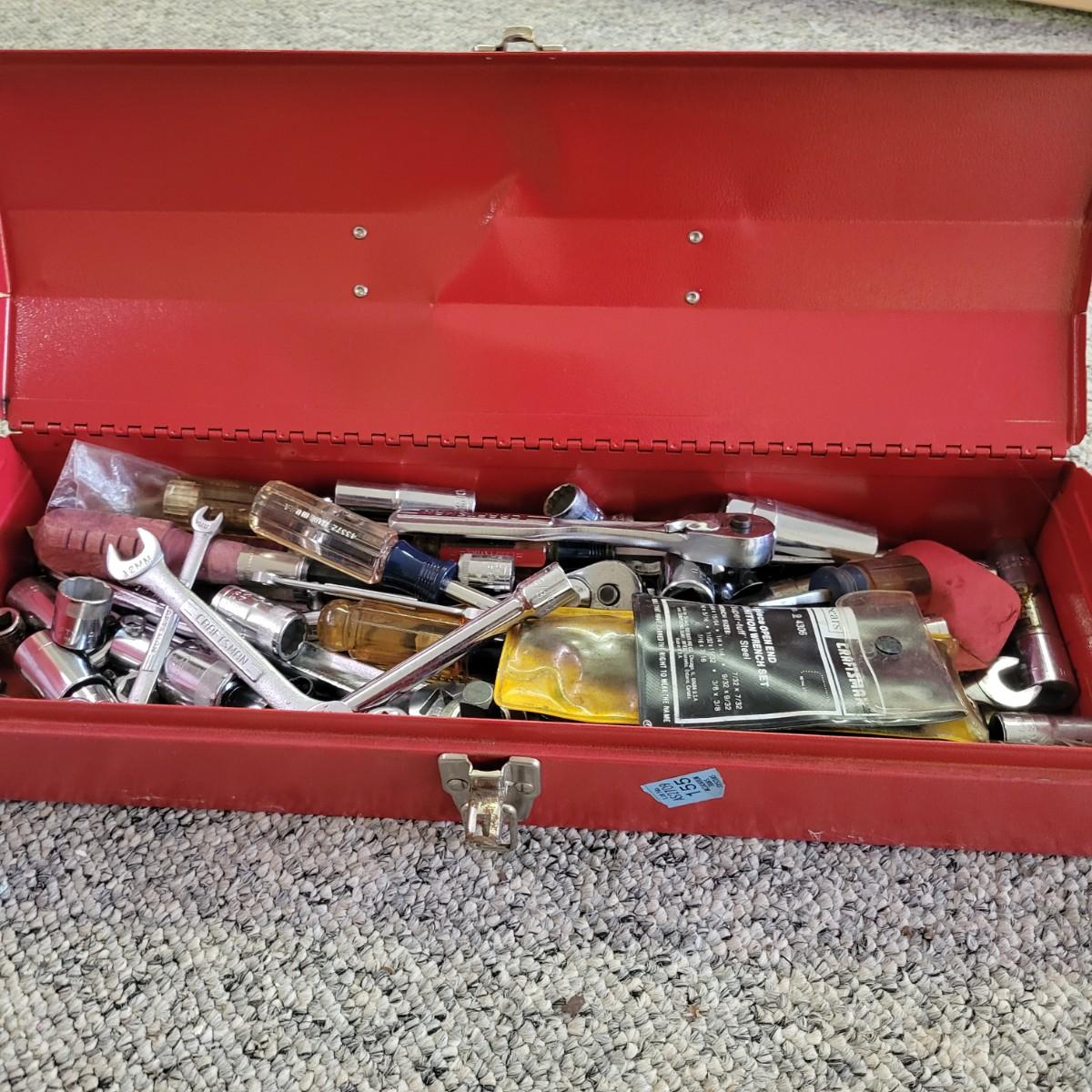 Toolbox with sears craftsman tools bg dw estatesales