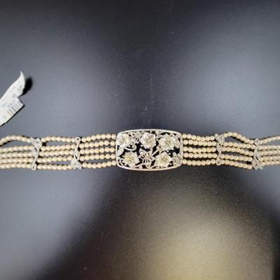 BEAUTIFUL MOTHER OF PEARL & BUTTERFLIES CHOKER NECKLACE