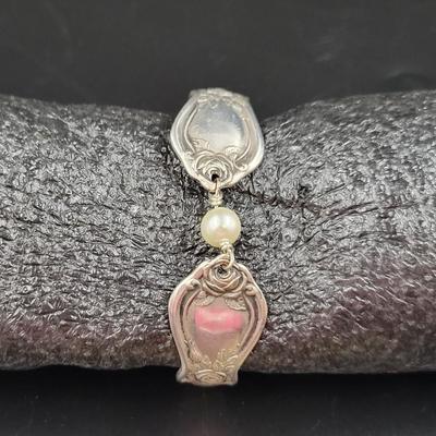 R C COMANY SILVER SPOON HAND CRAFTED BRACELET W/ MAGNET CLOSURE