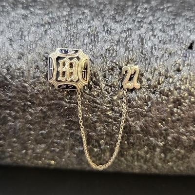 1927 -  10K CLASS PIN