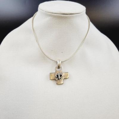 BEAUTIFUL THICK SILVER NECKLACE & PENDANT