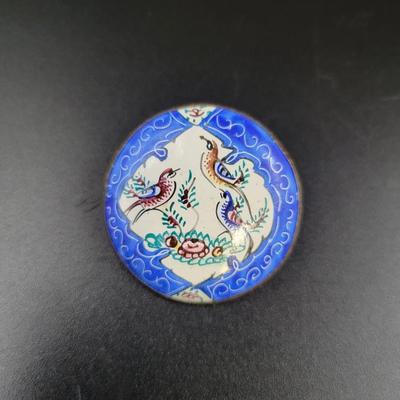 1930s HAND PAINTED ENAMEL BROOCH PIN