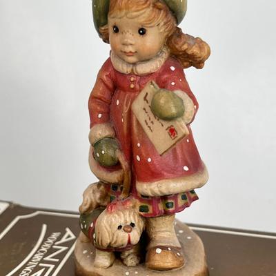 Anri Italian Wood Carving  "Special Delivery"