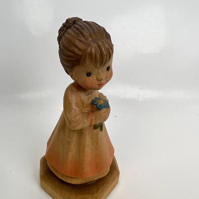 Anri Italian Wood Carving  "Club girl with flower"
