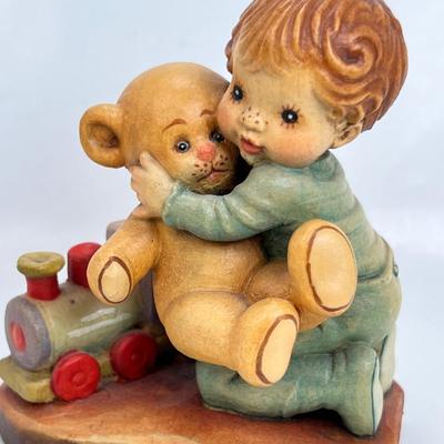 Anri Italian Wood Carving  "Cuddles  " Signed