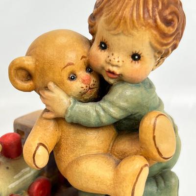 Anri Italian Wood Carving  "Cuddles  " Signed