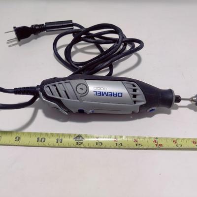 DREMEL 3000 W/ CASE