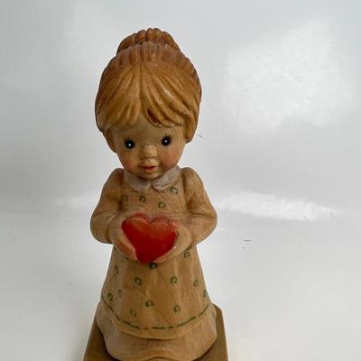 Anri Italian Wood carving   Club " A Gift of Love "
