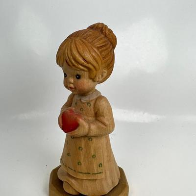 Anri Italian Wood carving   Club " A Gift of Love "