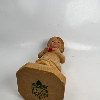 Anri Italian Wood carving   Club " A Gift of Love "