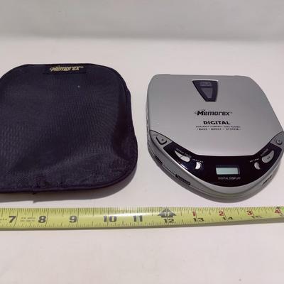 MEMOREX PORTABLE CD PLAYER W/ CASE