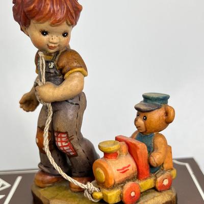 Anri Italian Wood Carving  Collectible figurine "All Aboard"
