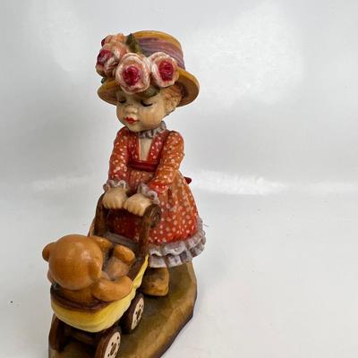 Anri Italian Wood Carving  Collectible figurine "Little Nancy"