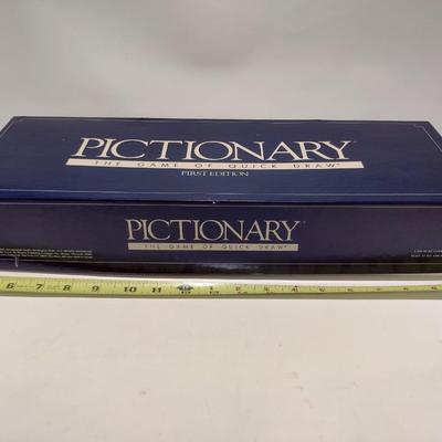 PICTIONARY FIRST EDITION BOARDGAME
