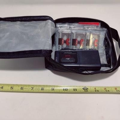 SONY VOR CASSETTE VOICE RECORDER W/ BAG AND MC60 CASSETTES