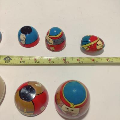 VINTAGE HUMPTY DUMPTY AUTHENTIC MODELS WOODEN NESTING DOLLS