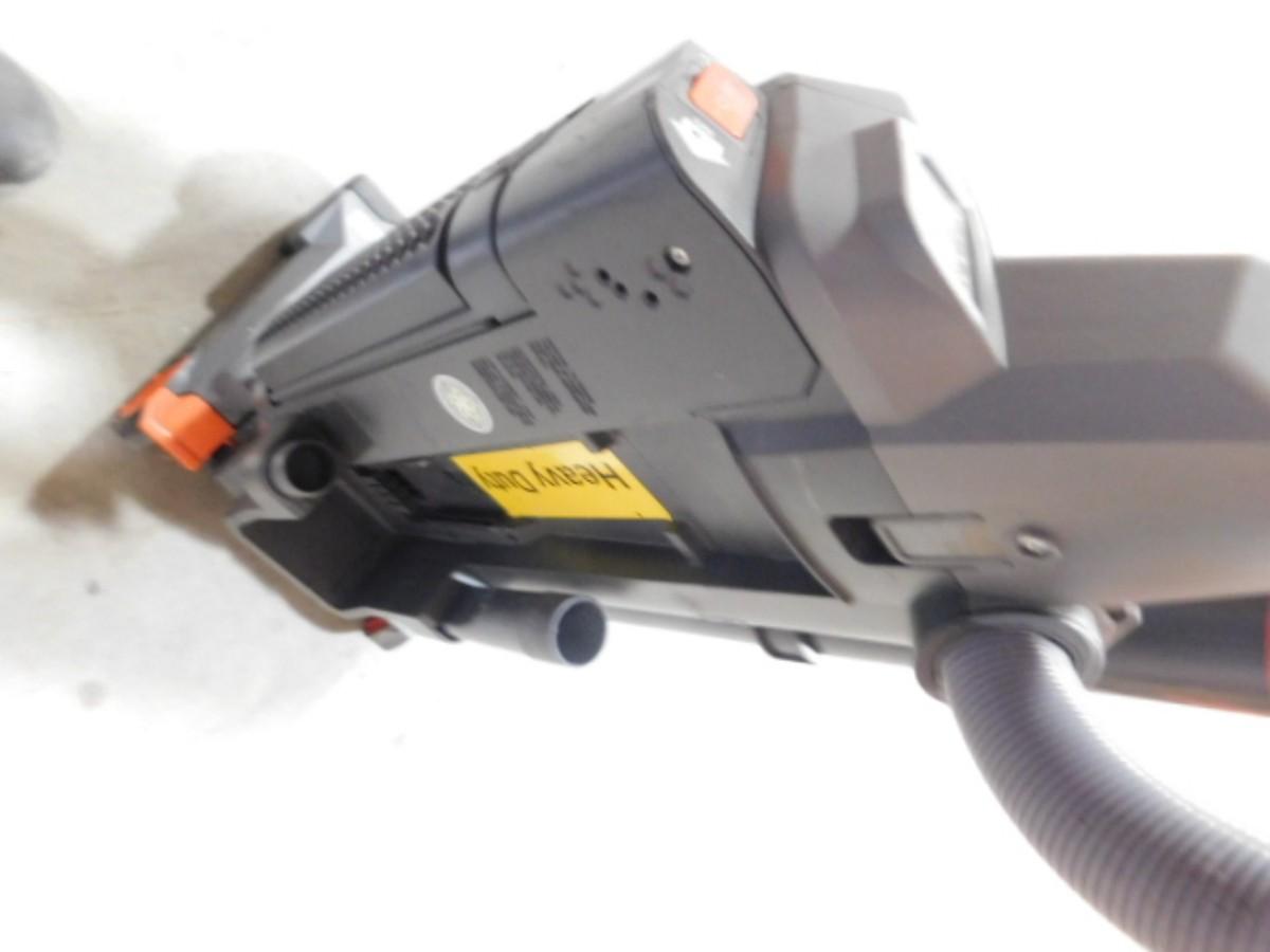 Hoover Cordless Commercial Vacuum Cleaner includes Charger and Battery