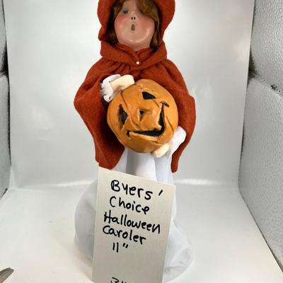 Byers' Choice Halloween Caroler  Figurine