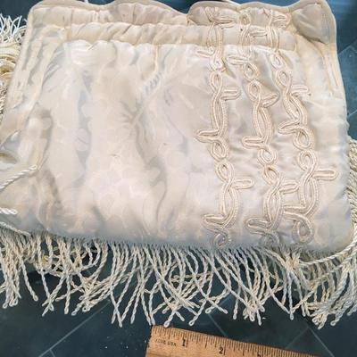 VIntage purse with jewelry accents