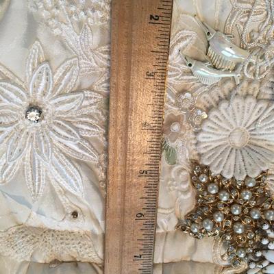 VIntage purse with jewelry accents